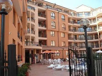 Kasandra Aparthotel *