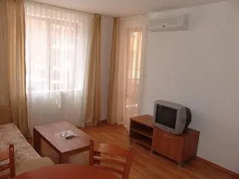 Kasandra Aparthotel *